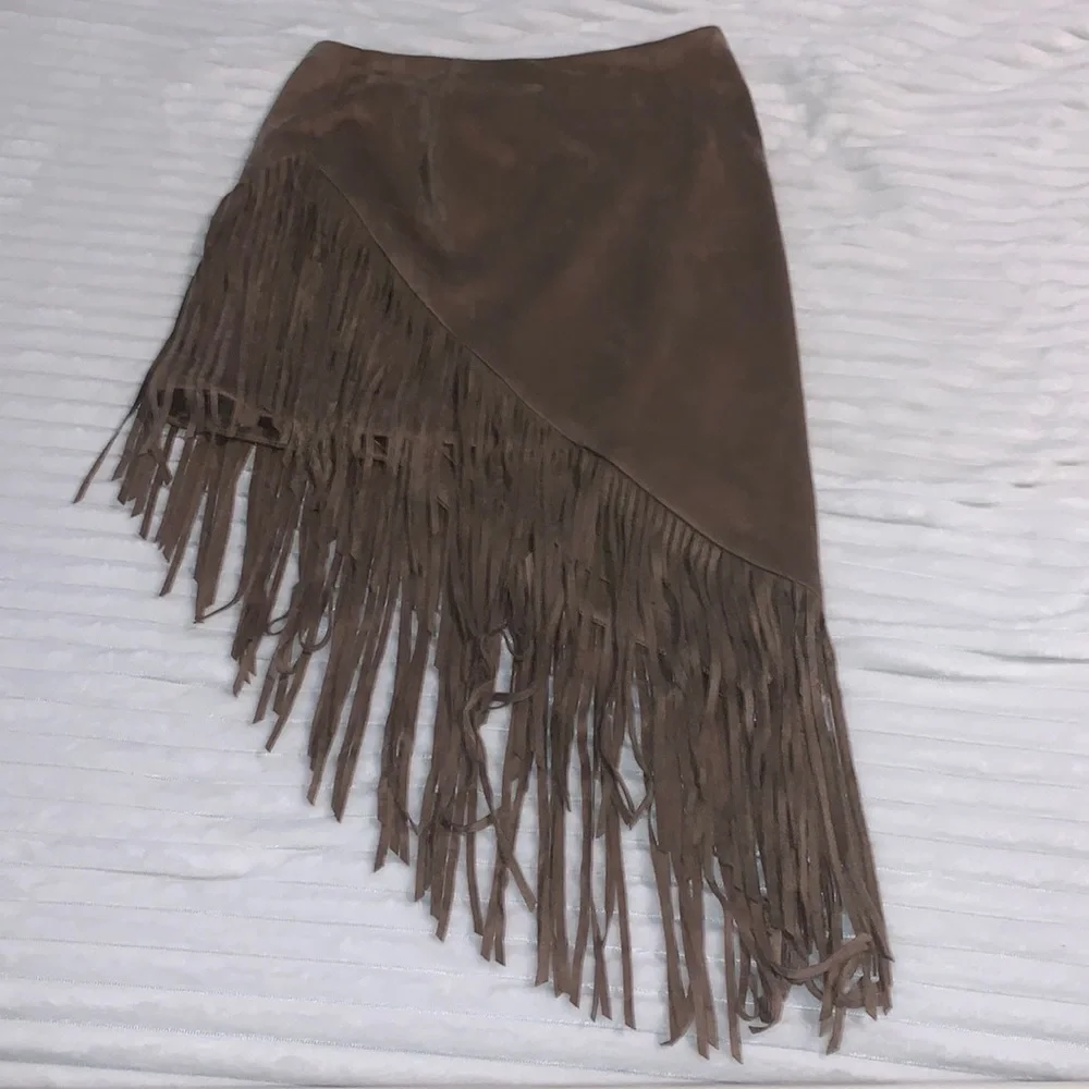 Skirt - Picture 1 of 1